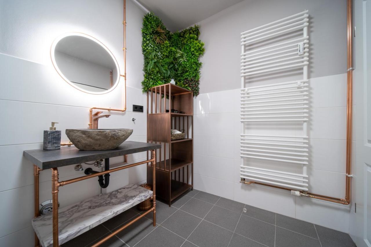 La Bodega - Designer Apartment An Der Alster Hamburg Exterior photo